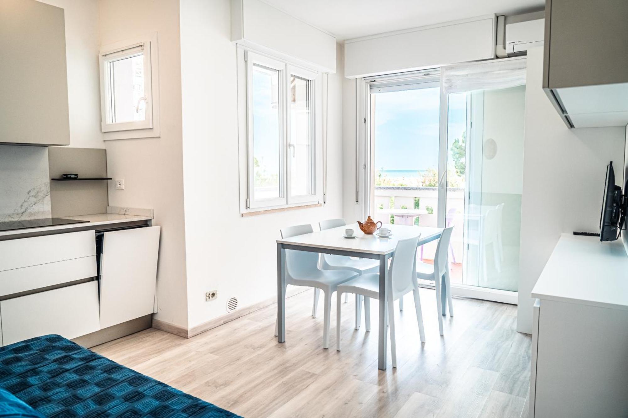 Diana Ovest Apartment